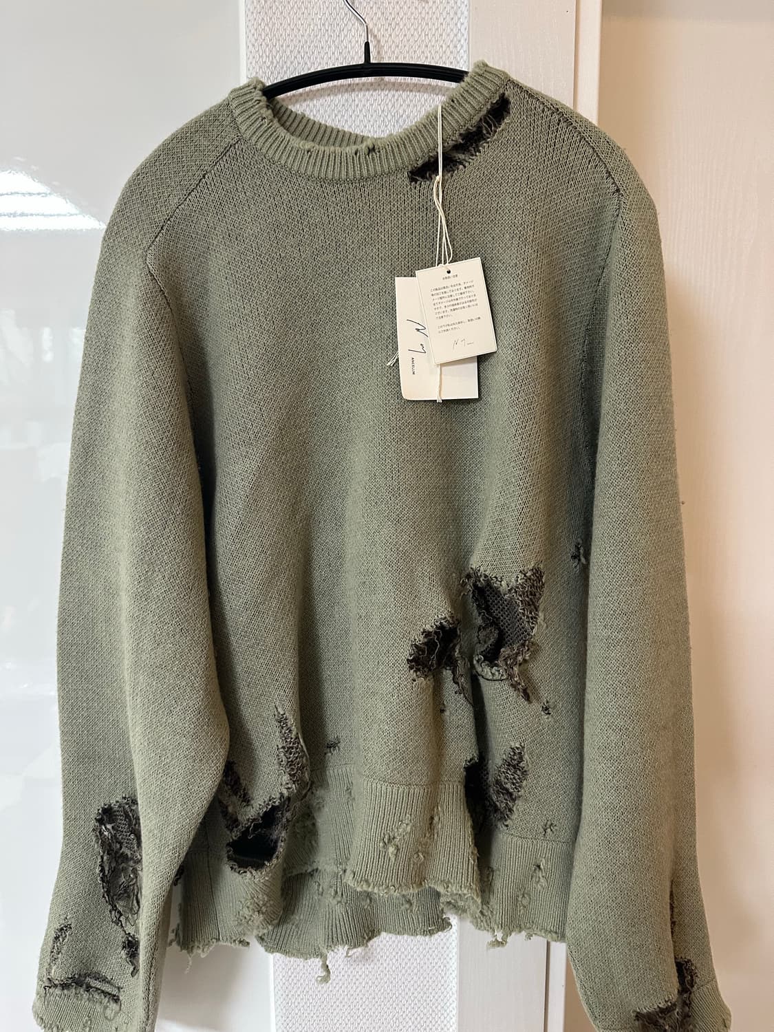 (네고가능) ANCELLM DAMAGE KNIT 안셀름 데미지 니트 상품이미지3