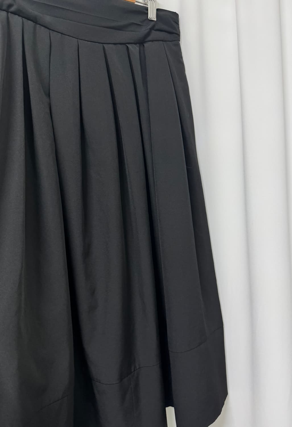 L'ECCOVE 레코브 블랙 롱스커트  상품이미지6