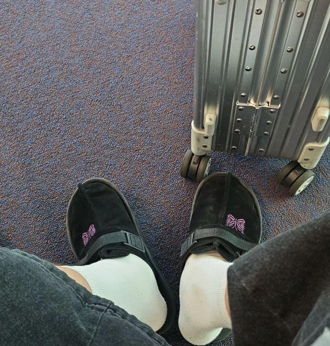 리복 x 니들스 비트닉 목 코어 블랙 익스트림 퍼플 상품이미지2