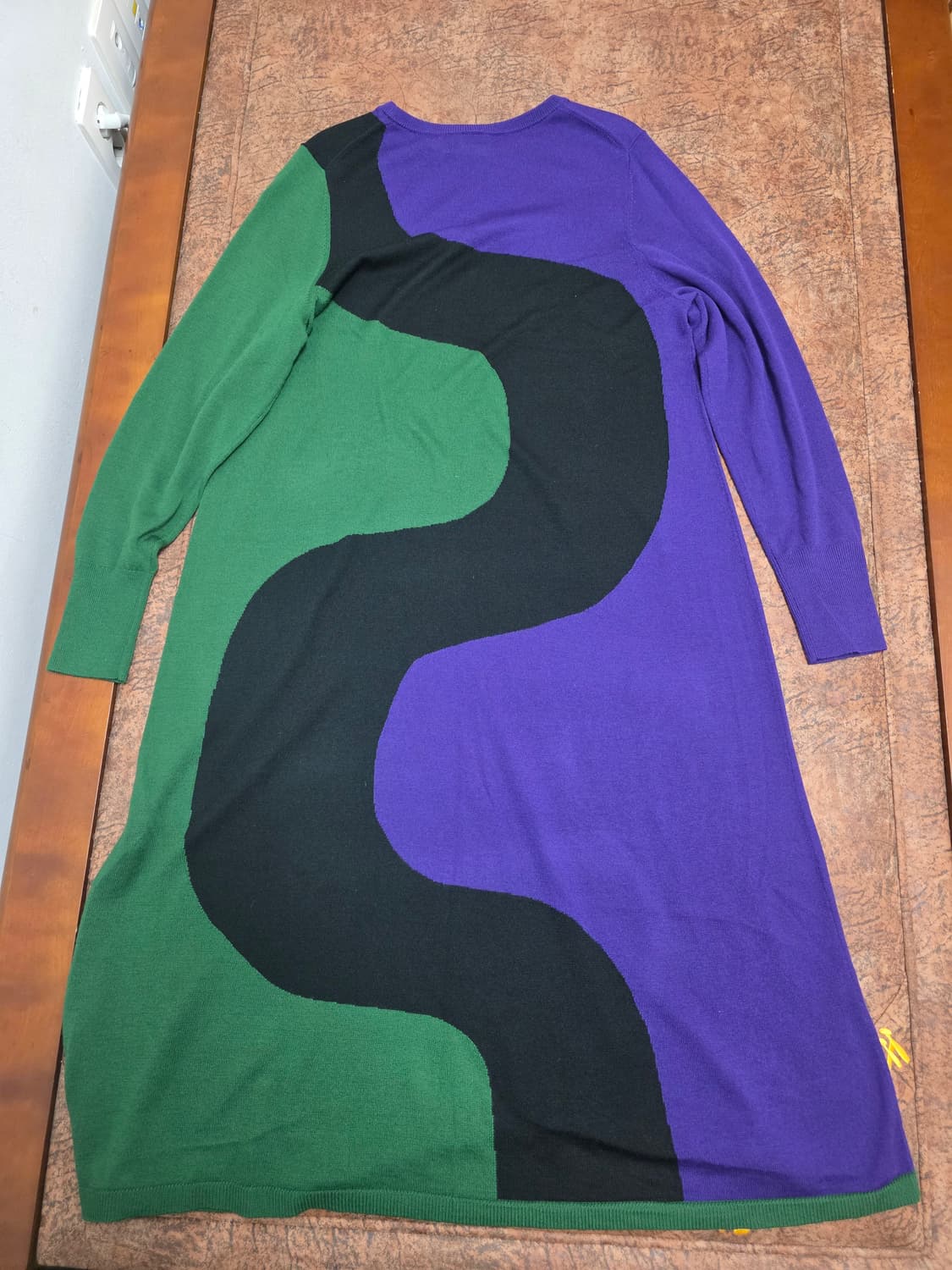 [새제품] 유니클로 X 마리메코 니트 원피스 L 상품이미지4