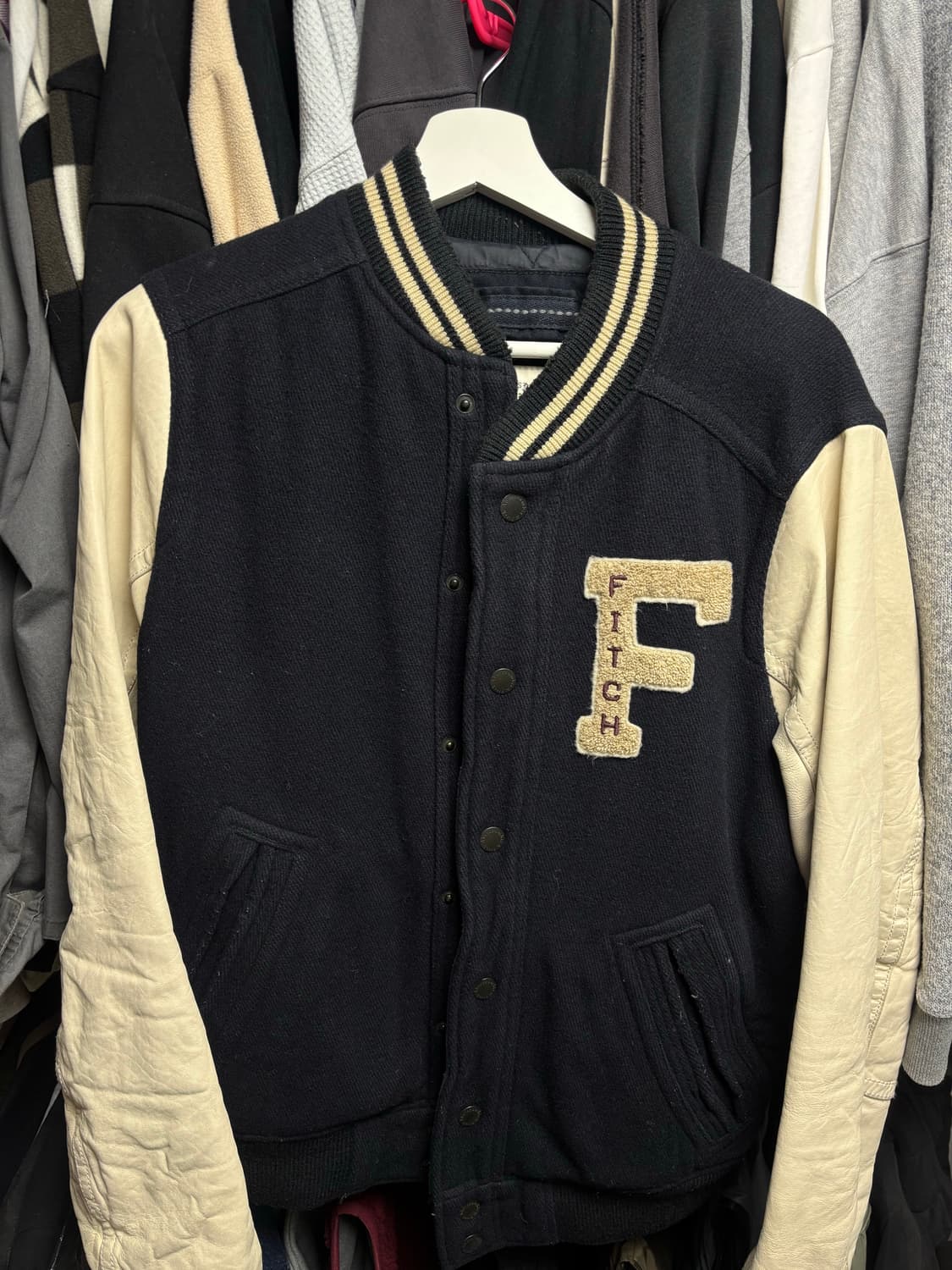 아베크롬비 바시티자켓 m 상품이미지1