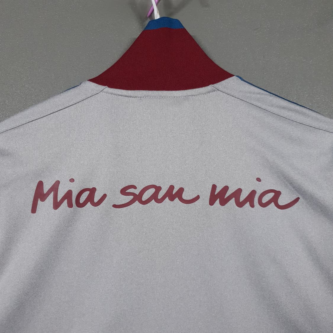 105) 아디다스 희귀 대장급 바이에른 뮌헨 트랙탑 그레이 져지 자켓 상품이미지9