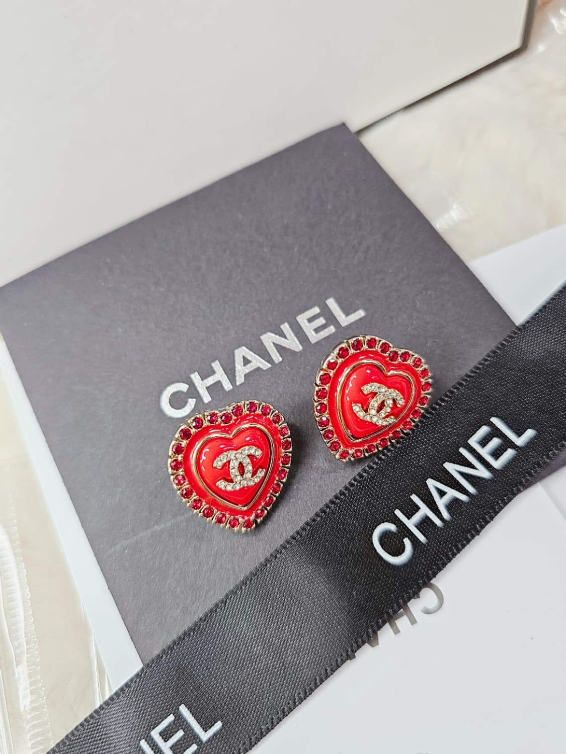 빈티지 샤넬 레드 하트 이어링 상품이미지3