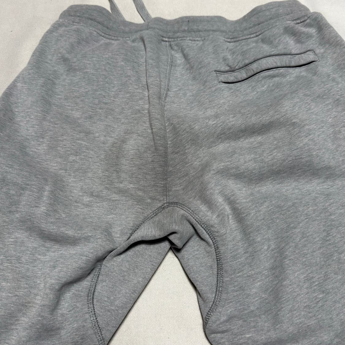 M 스톤아일랜드 그레이 스웻 반바지 상품이미지9