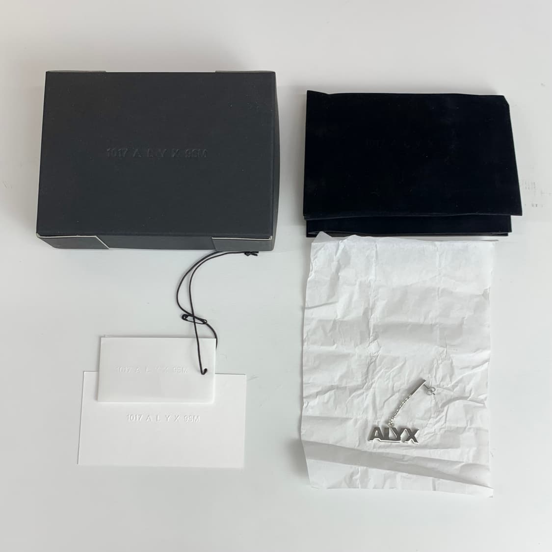 1017 alyx 9sm 알릭스 실버 로고 펜던트 귀걸이 상품이미지7