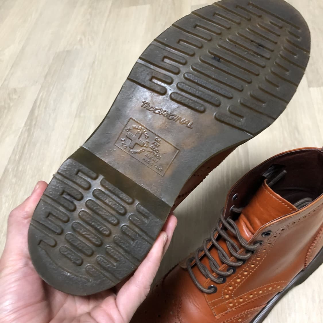 (260) 닥터마틴 Dr.martens 7홀 애플랙 브라운 윙팁 부츠 상품이미지8