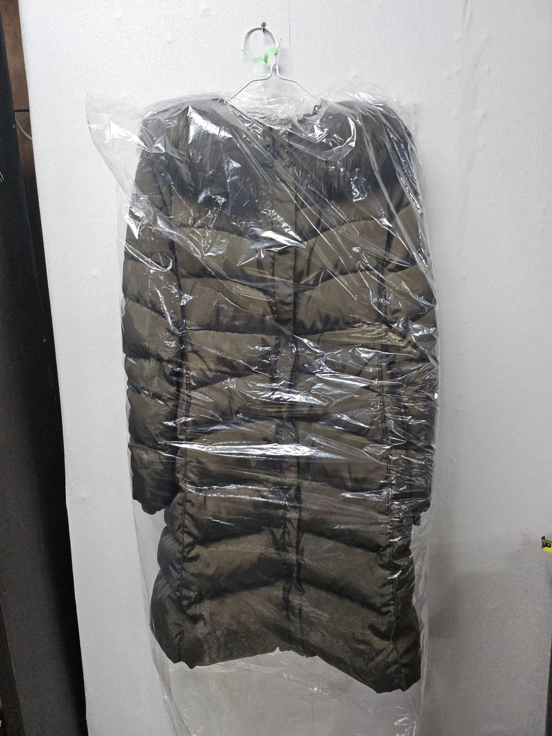 on & on 카키 롱 패딩 점퍼 2  세탁완료 상품이미지1