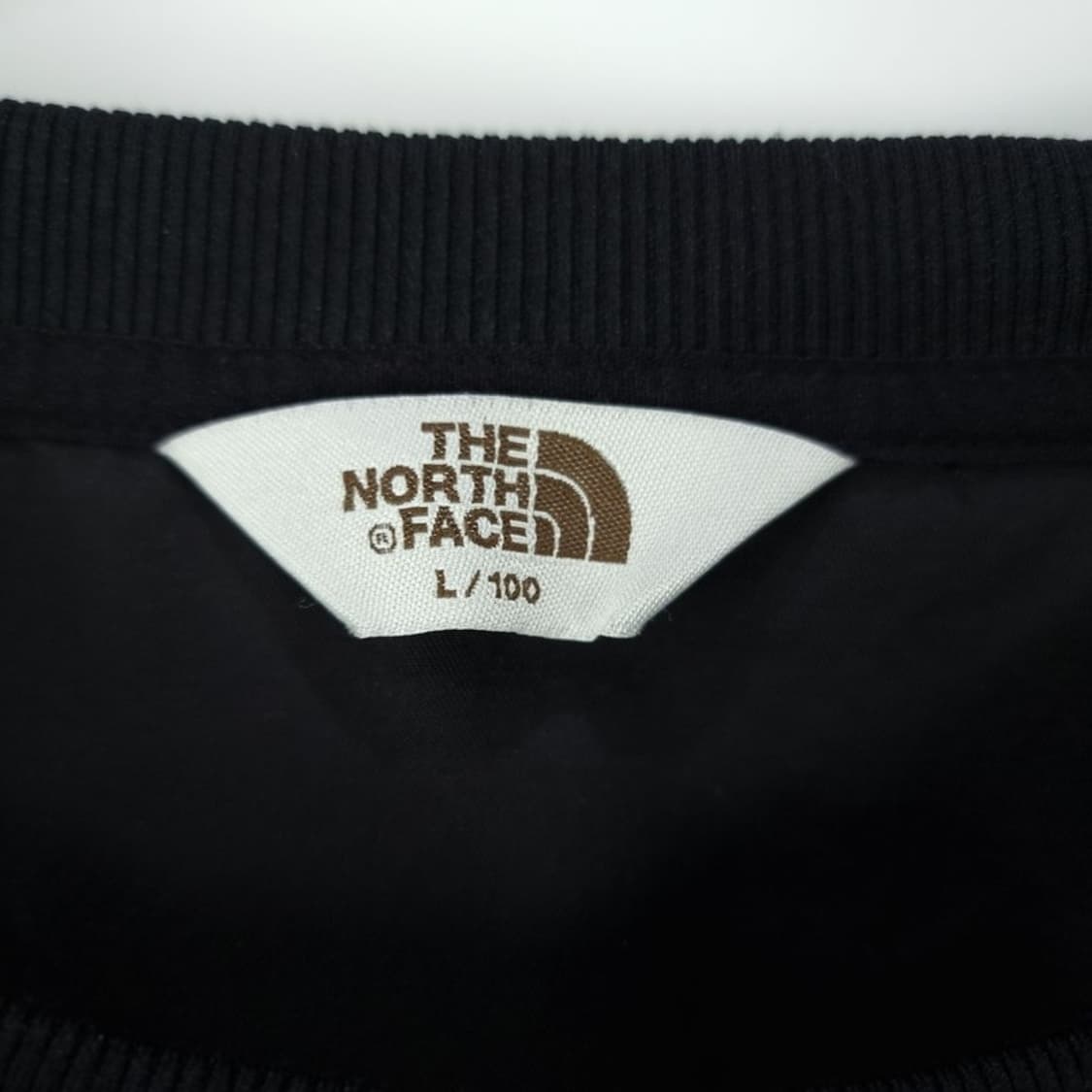 [노스페이스] 빅로고 오버핏 바람막이 웜업 블랙 M18031 상품이미지7