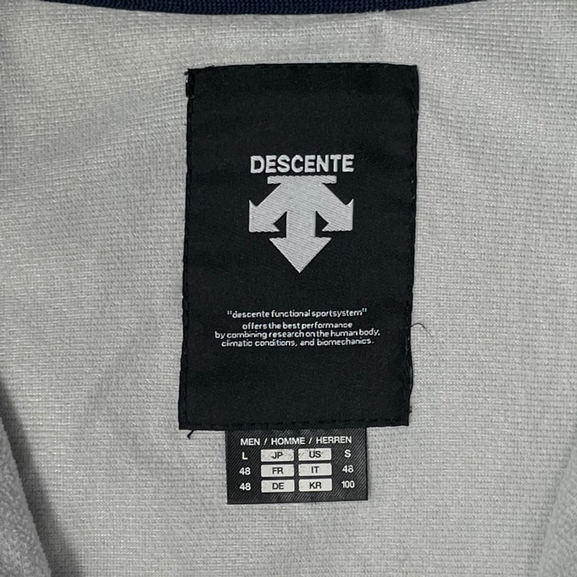 데상트 배색 플리스 집업 v0170 상품이미지6