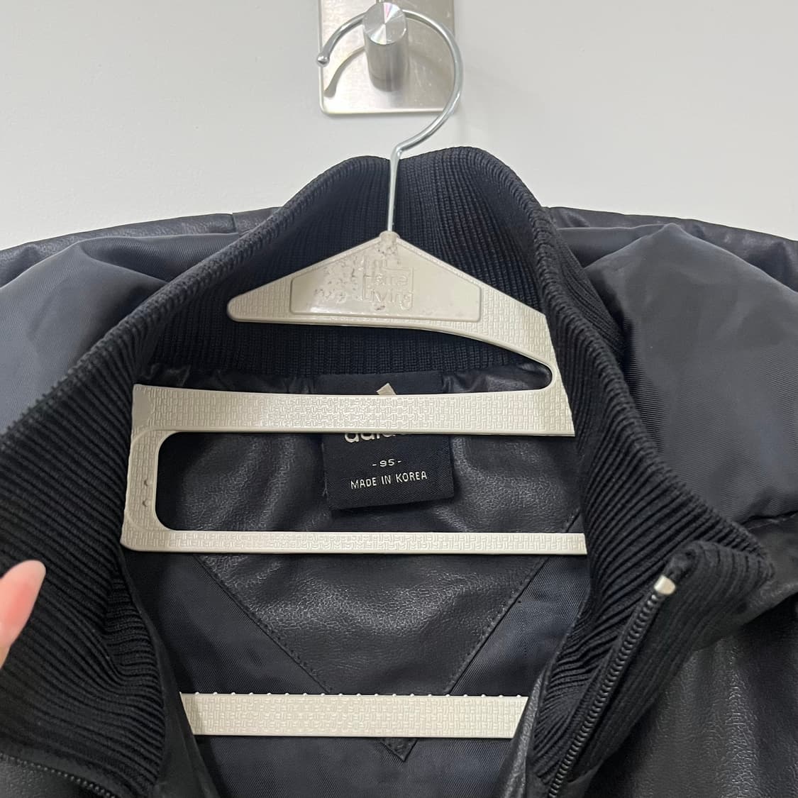 아디다스 검골 누빔 패딩 크롭 후드 자켓 상품이미지5