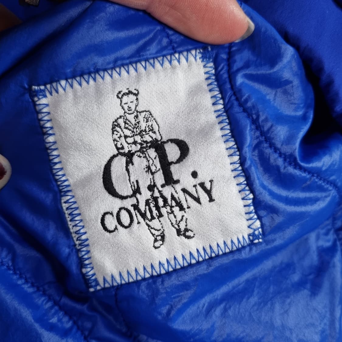 CP컴퍼니 코발트 블루 렌즈 점퍼  상품이미지8