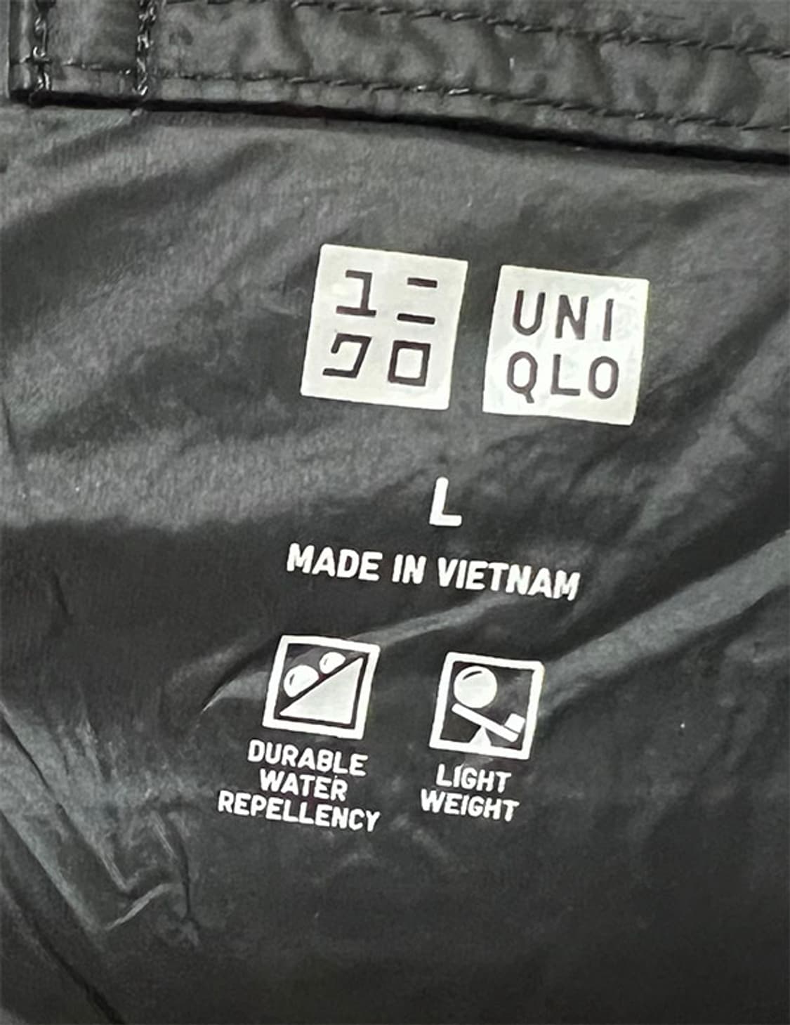 유니클로 남자 경량 패딩조끼 새상품 L 95-100 상품이미지3