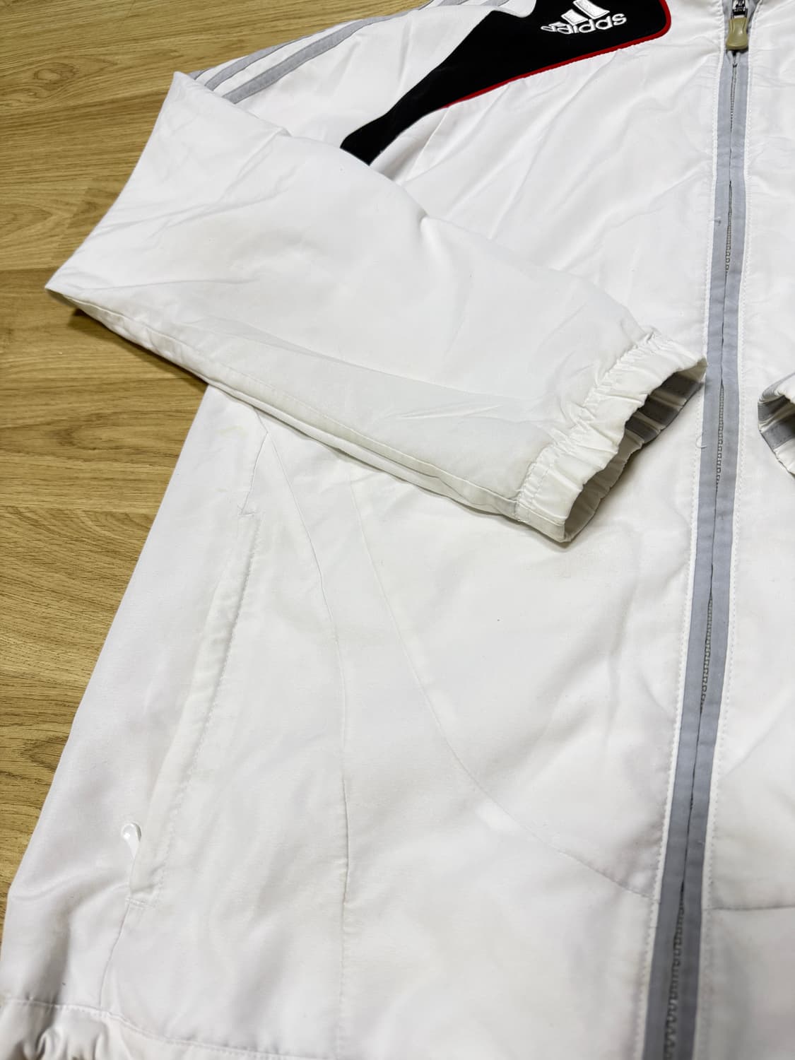 08-09 리버풀 바람막이 자켓 상품이미지2