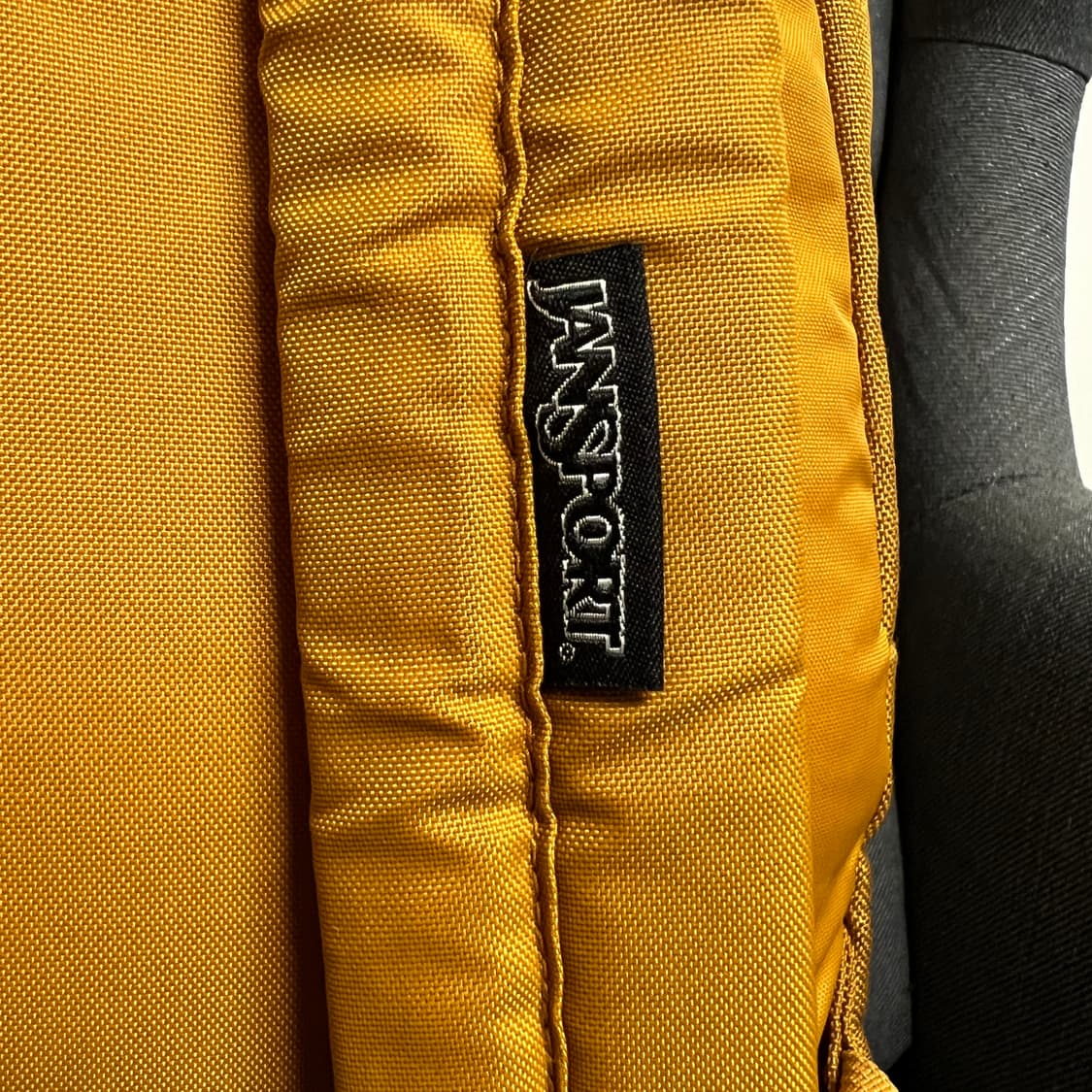 잔스포츠 머스타드 색상 백팩 Jansport 상품이미지6