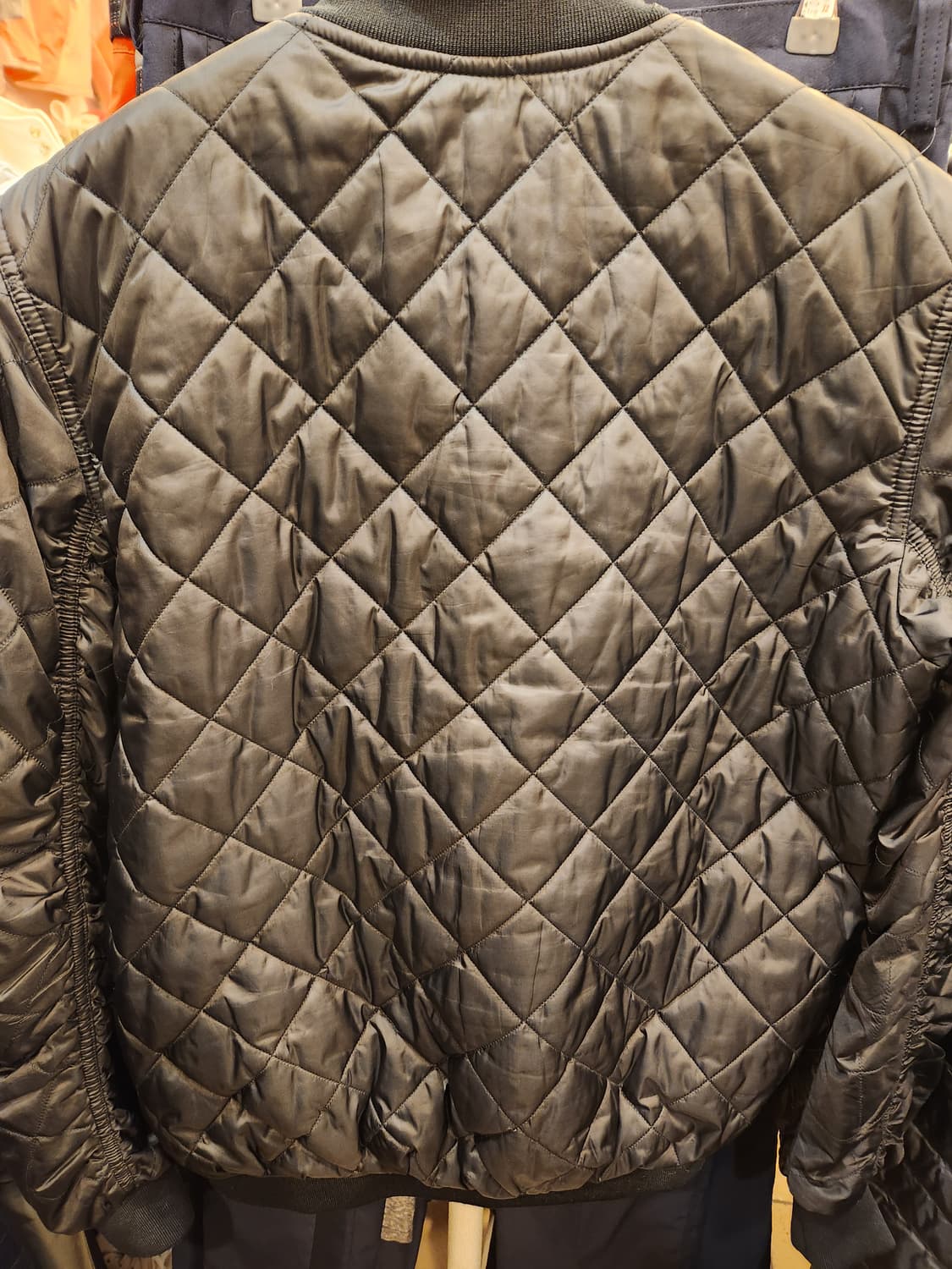 아디다스 퀼팅 봄버 자켓 상품이미지7