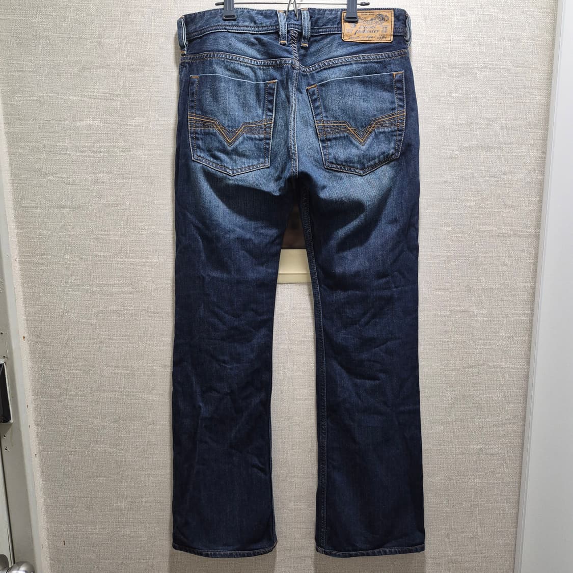 디젤 zatiny 부츠컷 데님 팬츠 W28 L30 상품이미지4