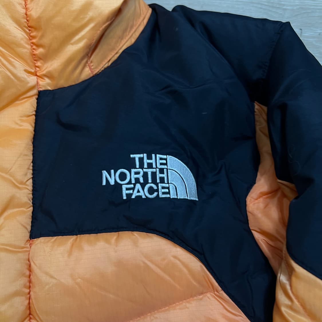 노스페이스 써밋시리즈 덕다운 850 투톤 배색 패딩 [머스타드] M/95 상품이미지4