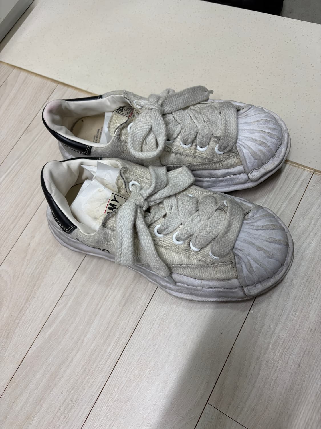 메종 미하라 야스히로 블레이키 OG 솔 캔버스 로우탑 스니커즈 화이트 상품이미지5