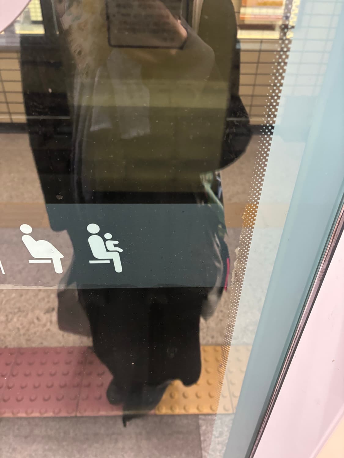 꼼데가르송 트리콧 2018 가을 RTW 롱코트 상품이미지4