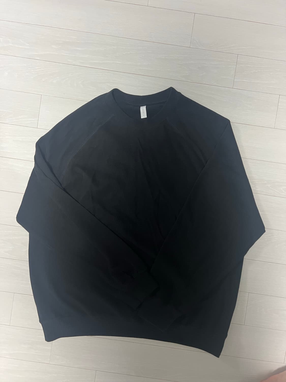 우드비 라이트웨이트 소프트 스웻셔츠 블랙 3사이즈 상품이미지1