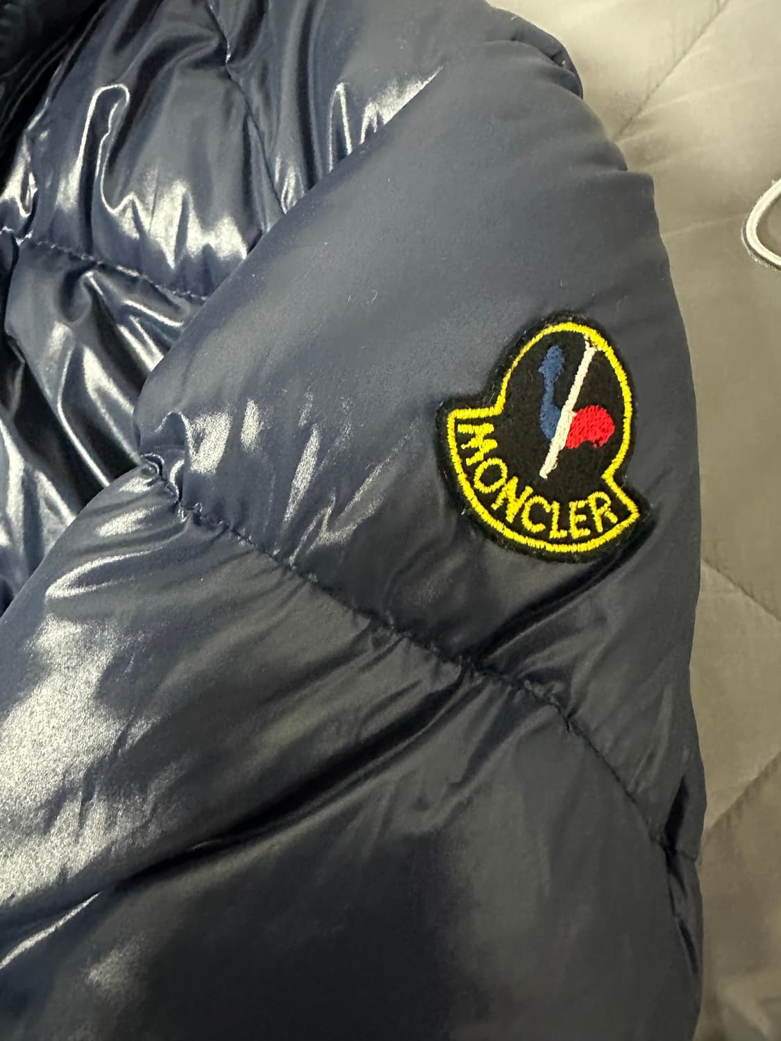 몽클레어 네이비 패딩 상품이미지4