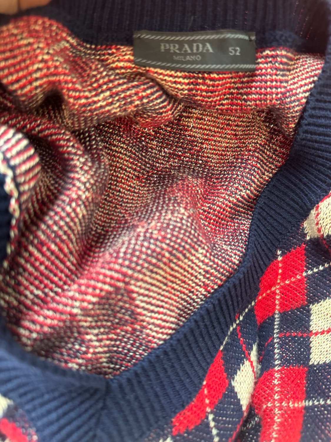 프라다 2024ss 아가일 니트 52사이즈  라프시몬스 미우미우 더로우 상품이미지6