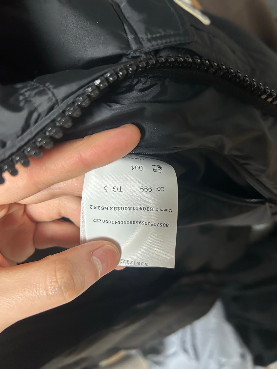 몽클레어 마야프 패딩 5사이즈 상품이미지5