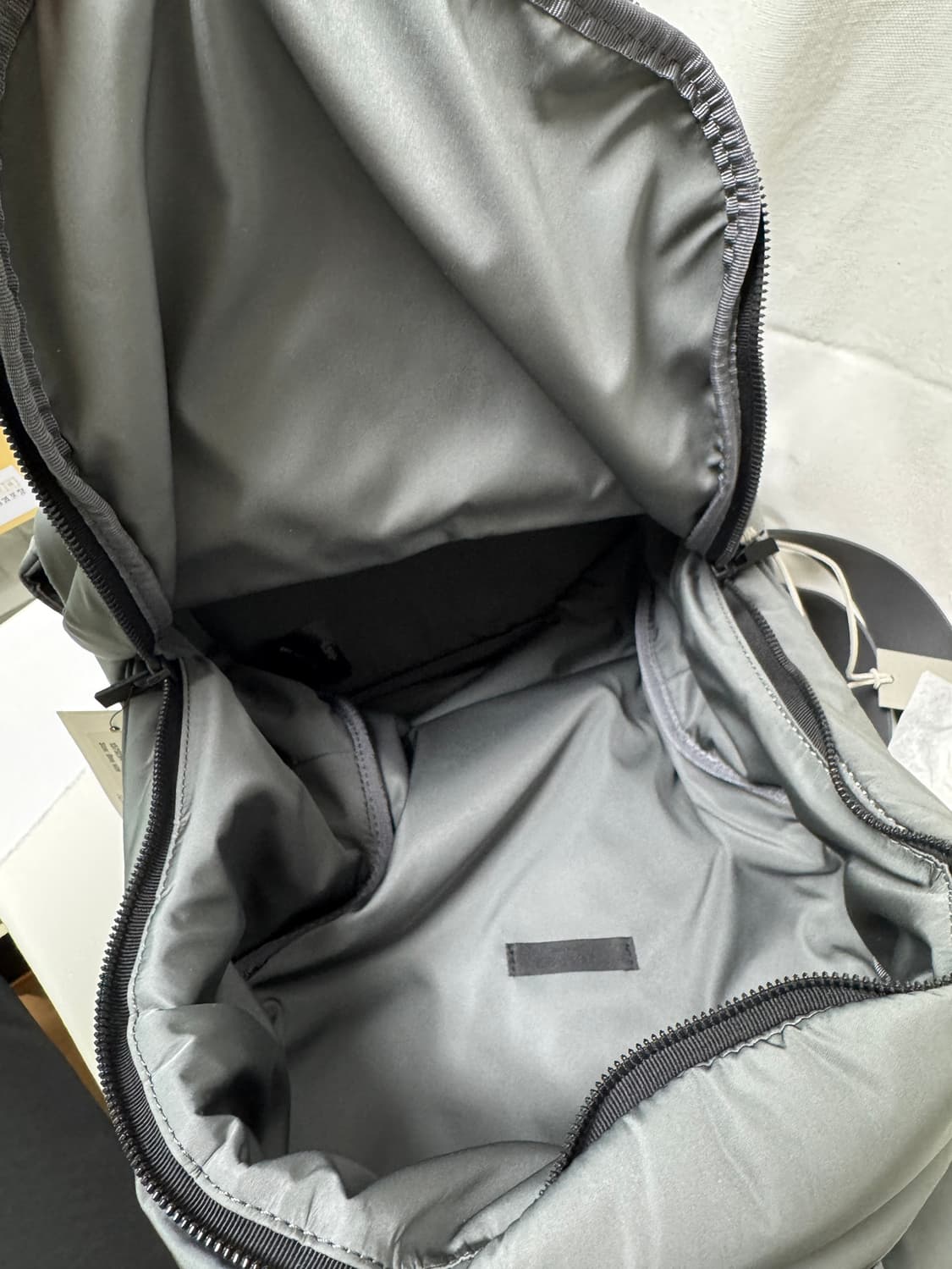 피어오브갓 레더 트림 쉘 백팩 상품이미지6