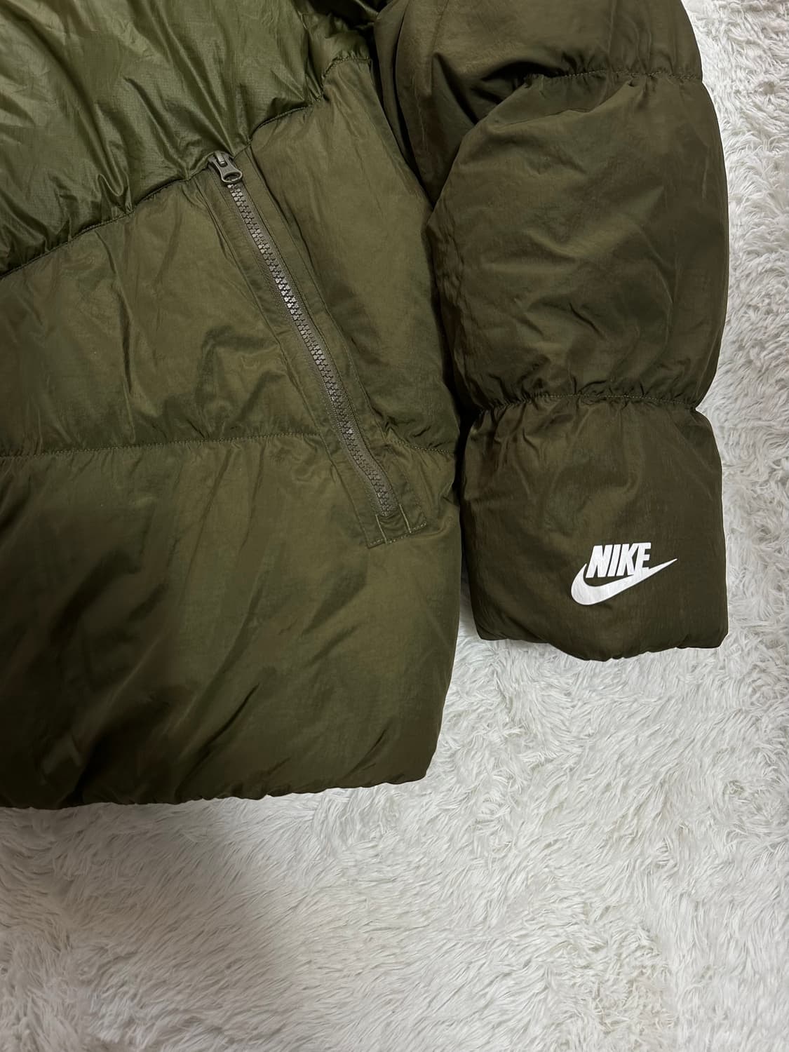 나이키 다운 패딩 자켓 XL 올리브 상품이미지4