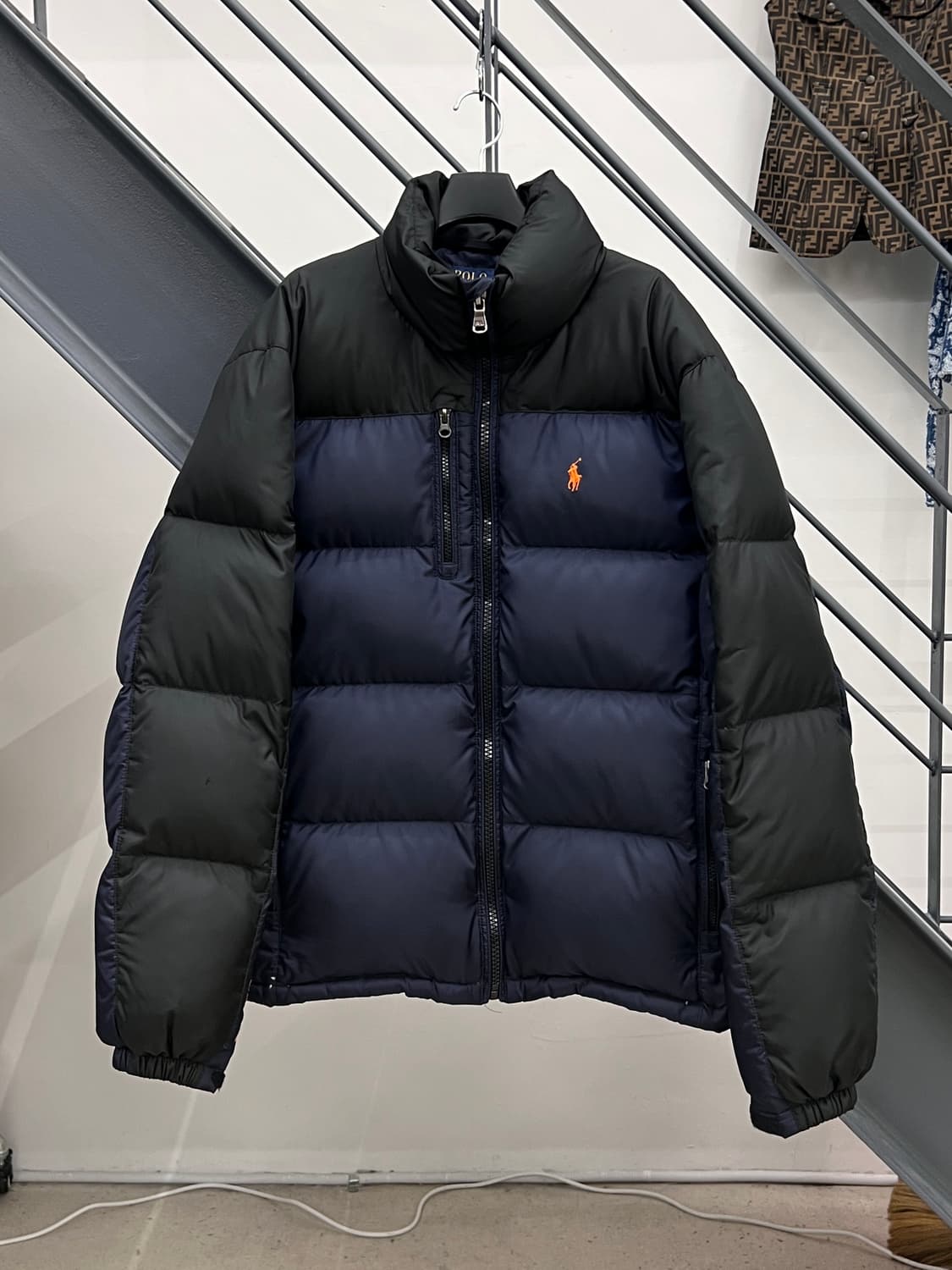 폴로랄프로렌 배색 덕다운 패딩 상품이미지1