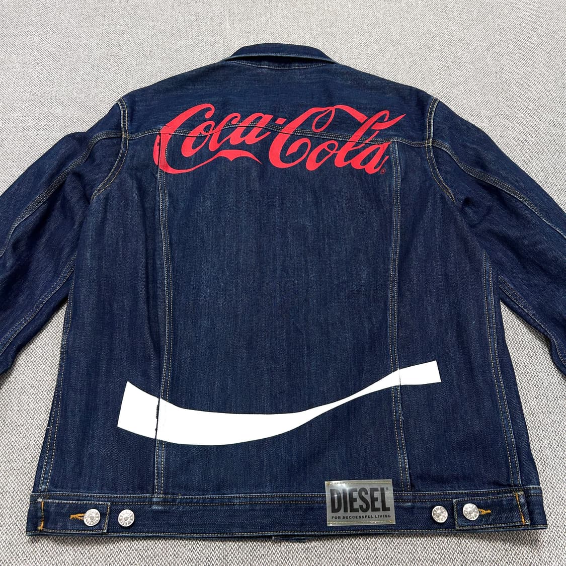 디젤 코카콜라 콜라보 데님자켓(XL) 상품이미지3