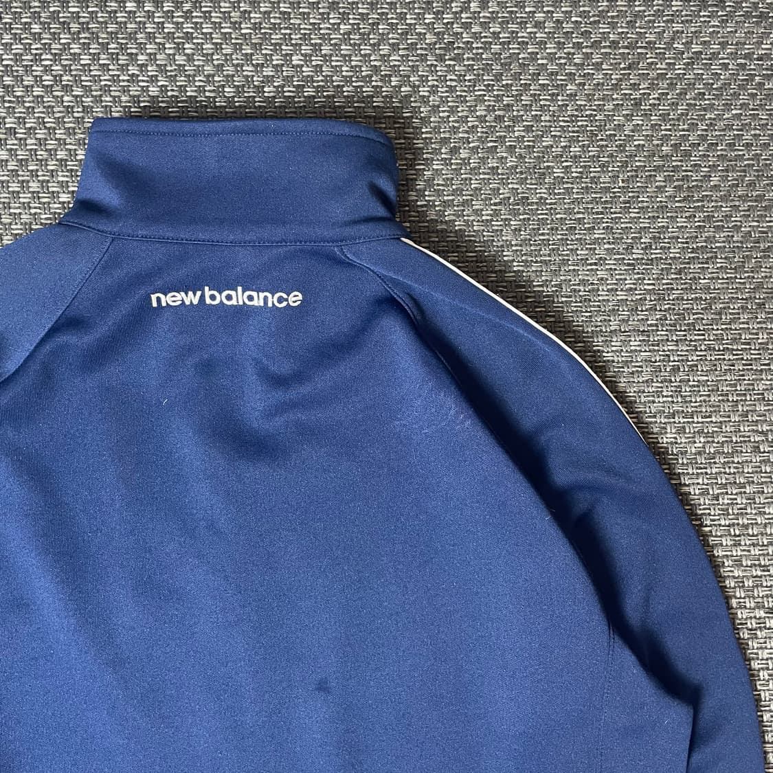 뉴발란스 슬림핏 미니로고 트랙탑 져지 L 상품이미지7