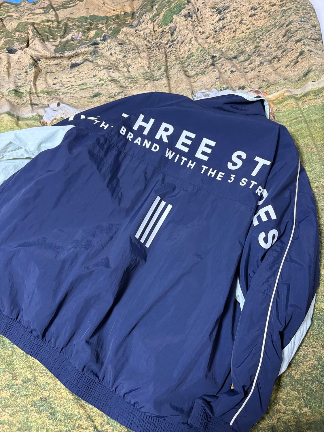 아디다스 바람막이.  상품이미지2