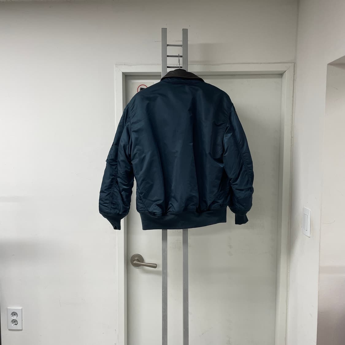 알파인더스트리 CWU-45P 항공 자켓 - 상품이미지6