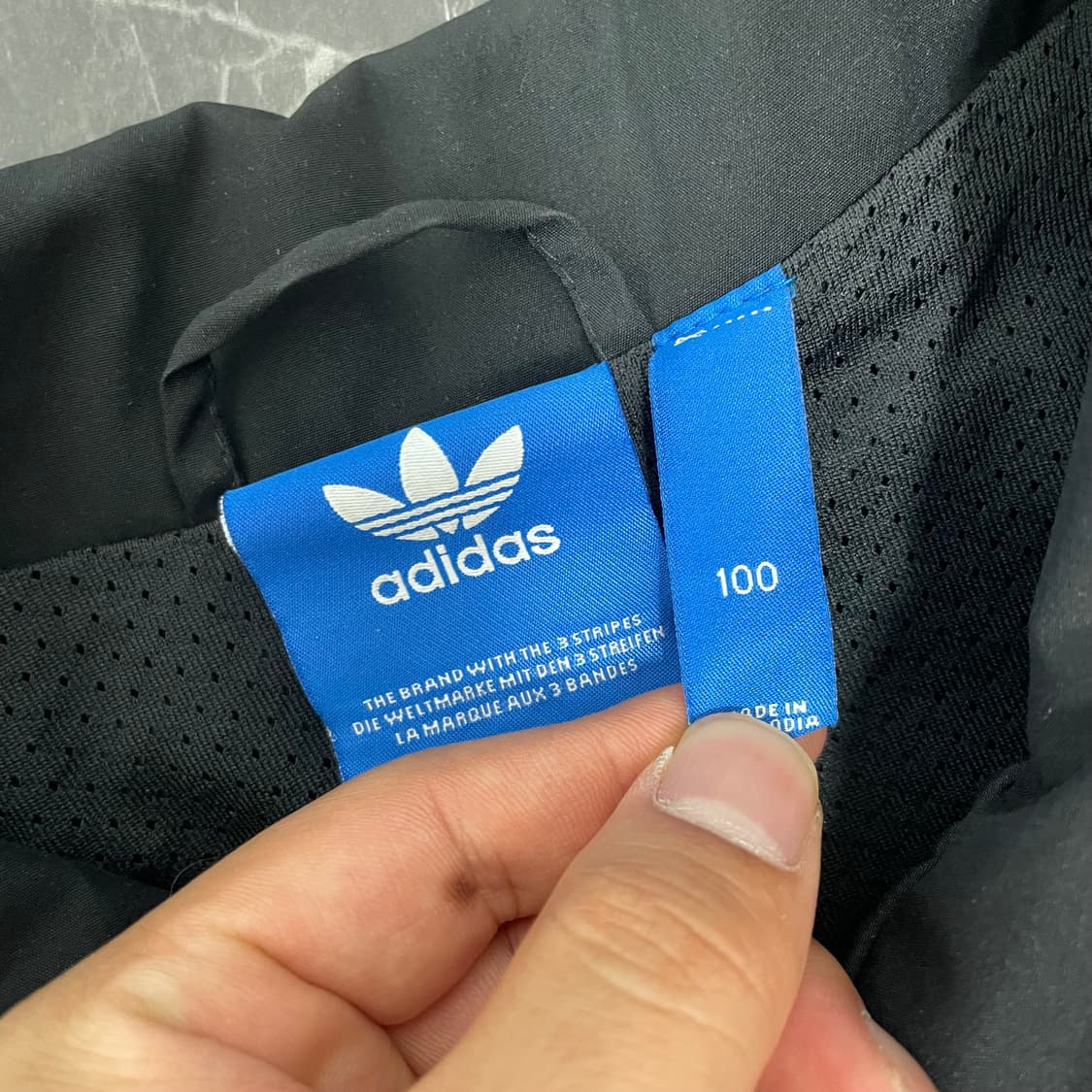 아디다스 블랙 빅 파이어버드 반팔 코치 자켓 상품이미지6