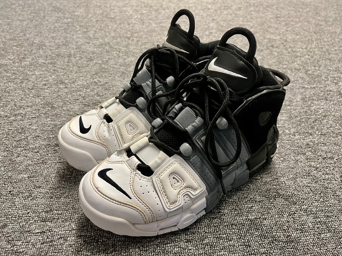 [240] 나이키 에어 모어 업템포 흰회검  상품이미지1