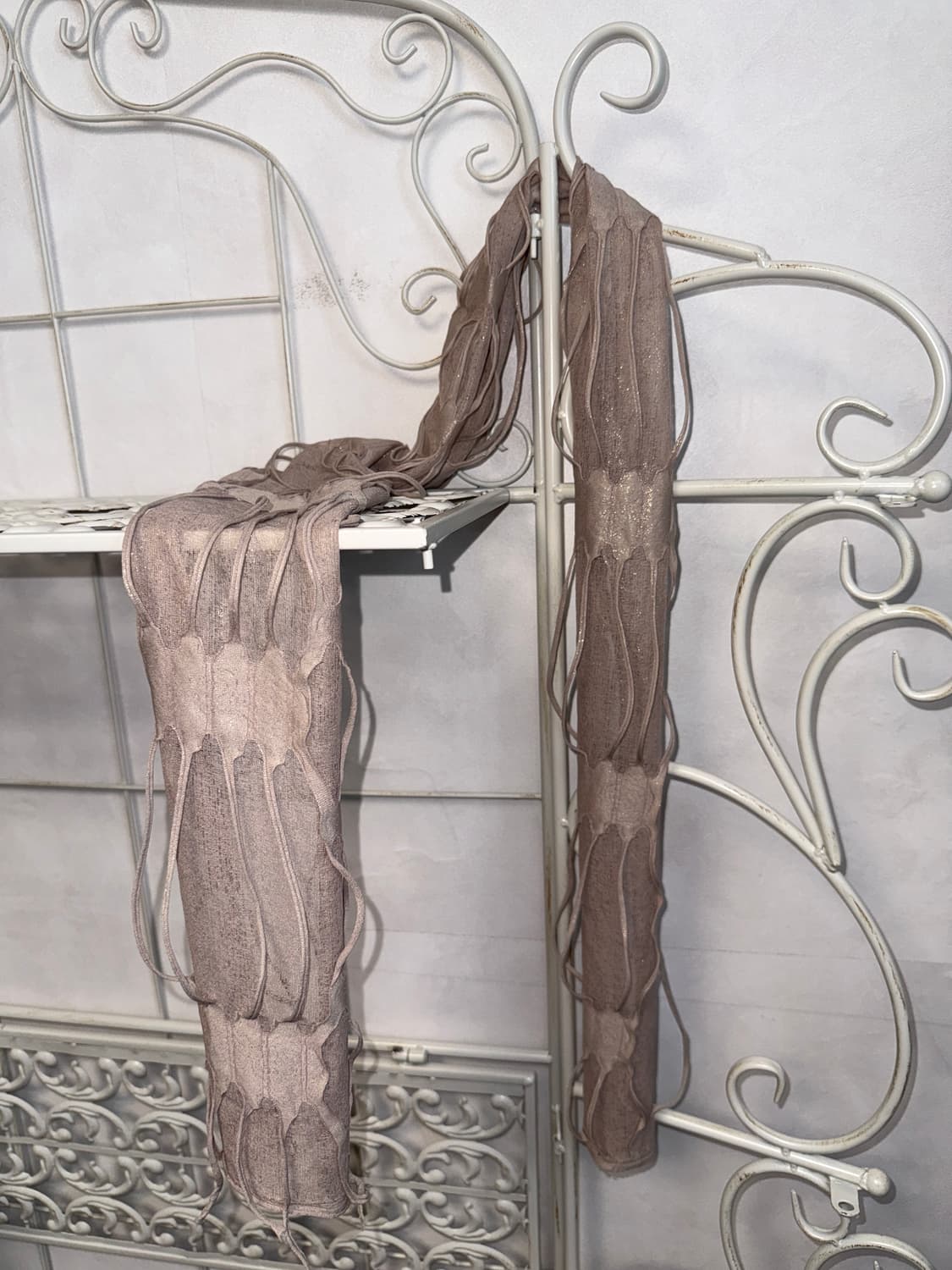 Ash beige glitter grunge damage scarf 상품이미지1
