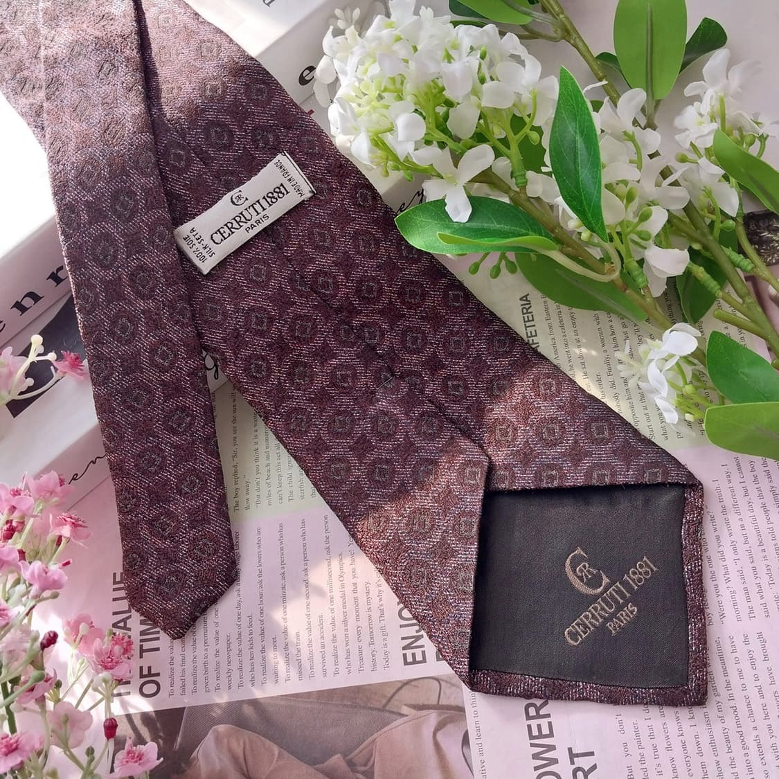 세루티 실크 자카드 지오메트릭 넥타이 9.8cm A+등급 K1520
 상품이미지6