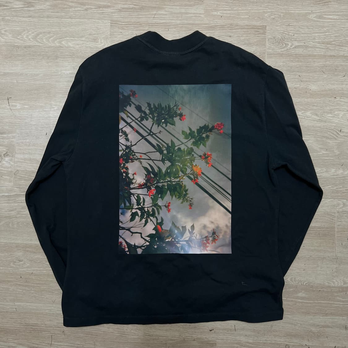 피어오브갓 에센셜 백플라워 프린팅 롱슬리브 티셔츠 [블랙] M/95 상품이미지5