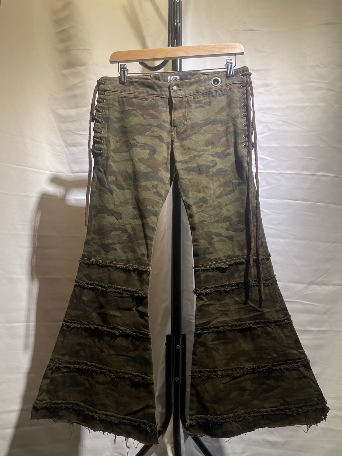 L.G.B CAMO BELLBOTTOM HAGIS PANTS (26) 상품이미지6