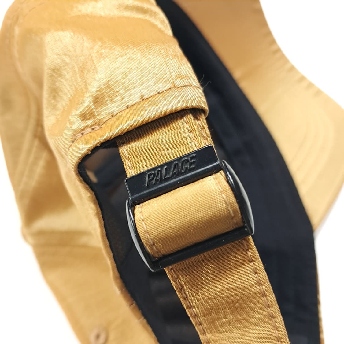 CL930 챙너비라스 P로고 골든 볼캡 상품이미지8