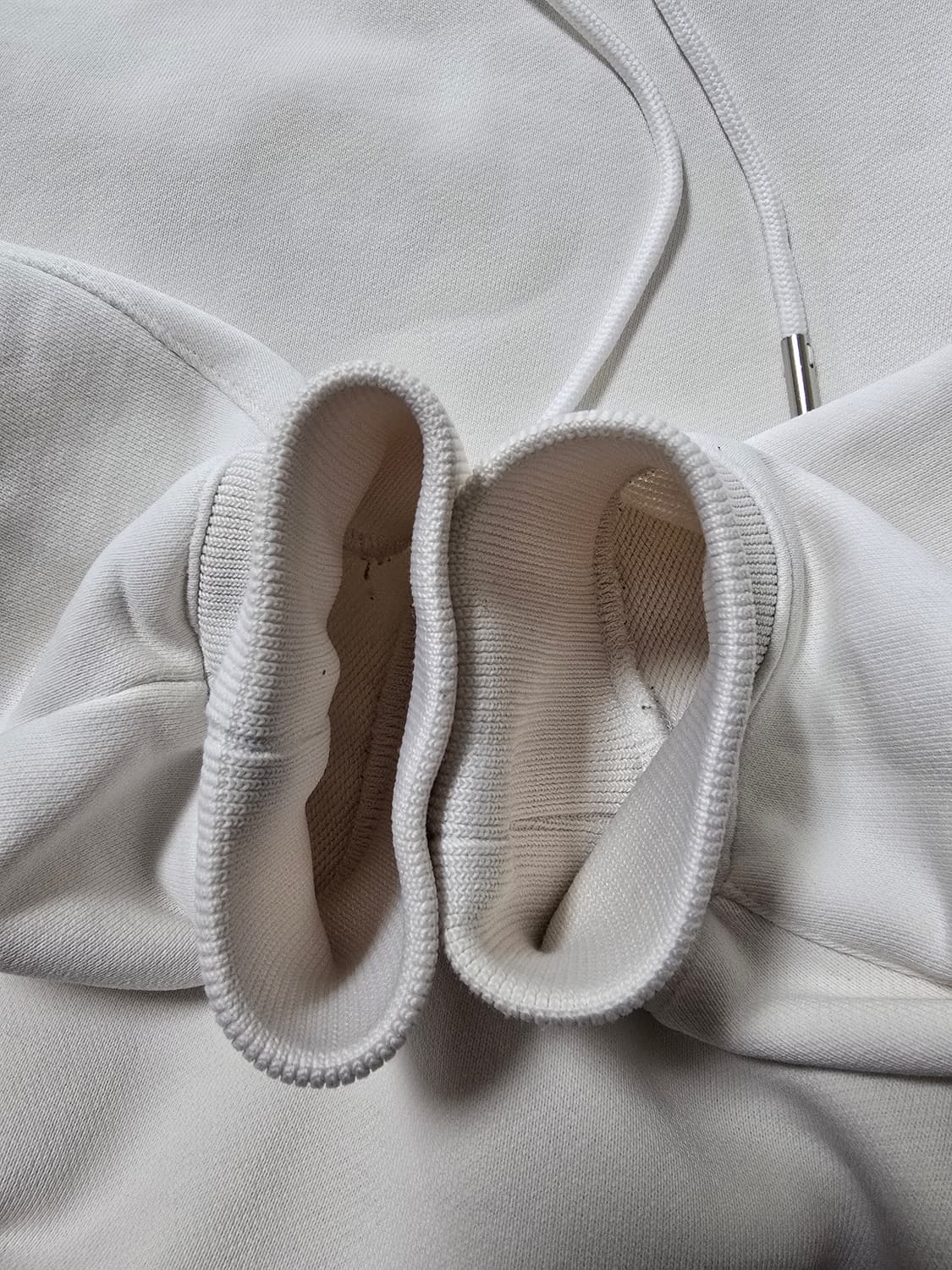 솔리드옴므 아이보리 백로고 후드 티 46 상품이미지3