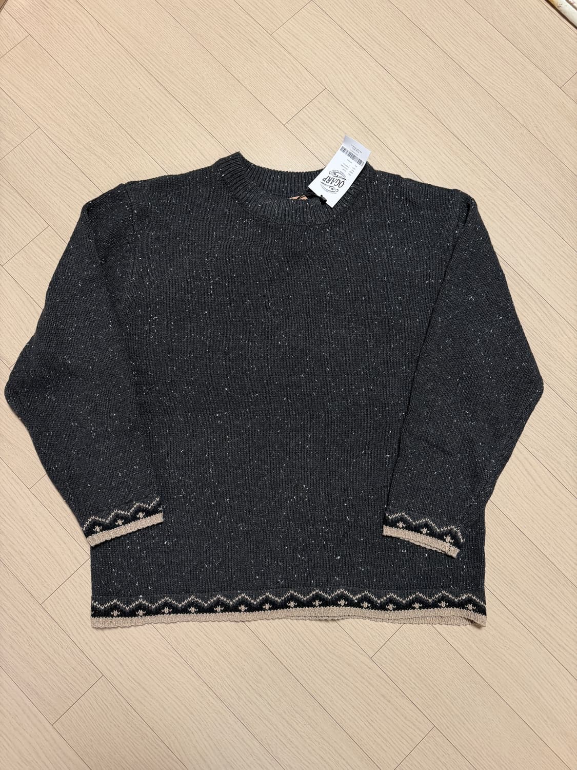 오가프 자카드 웨이즈 니트 차콜 상품이미지2