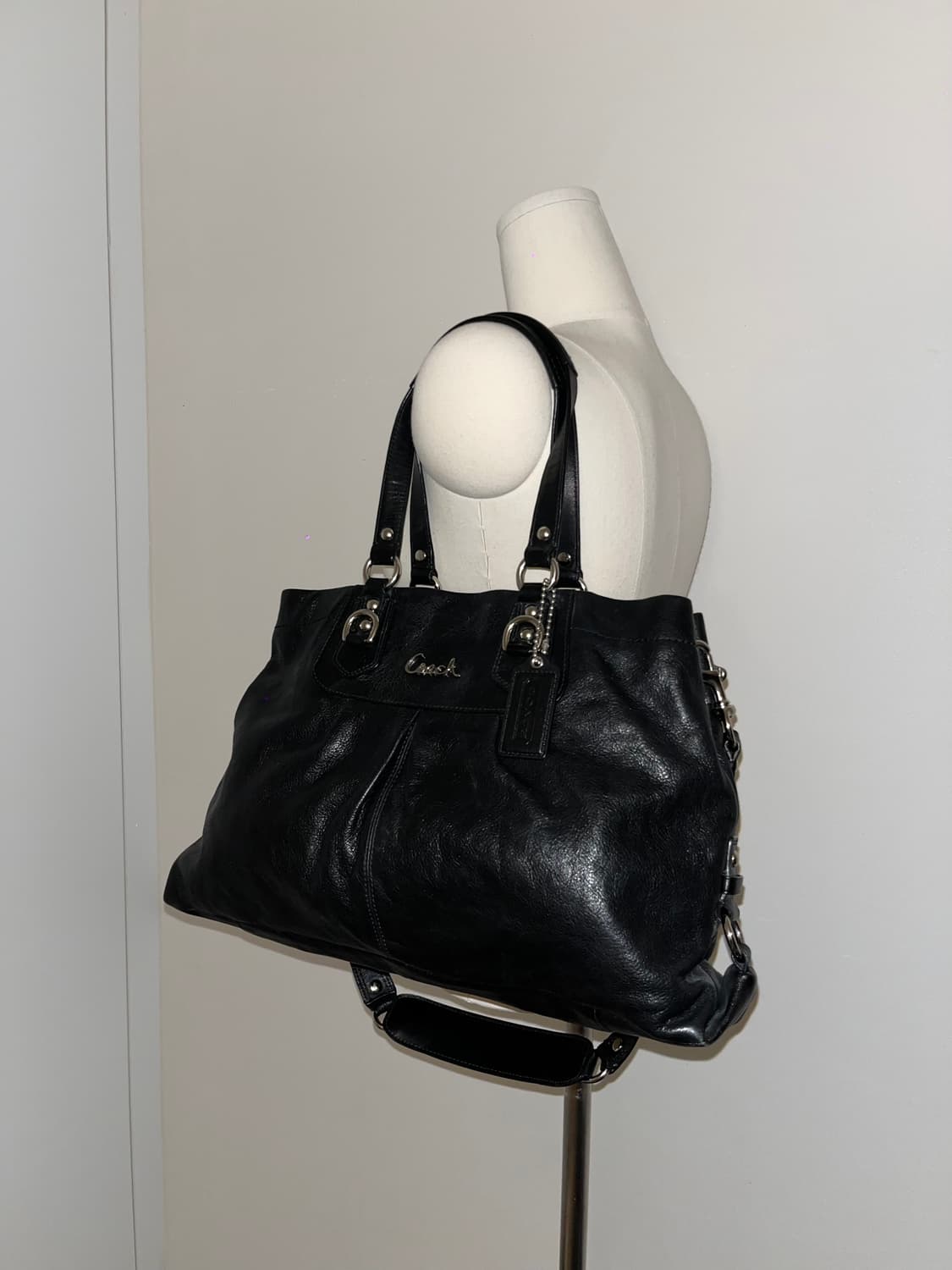 📦 Coach big black Shoulder Bag 상품이미지2