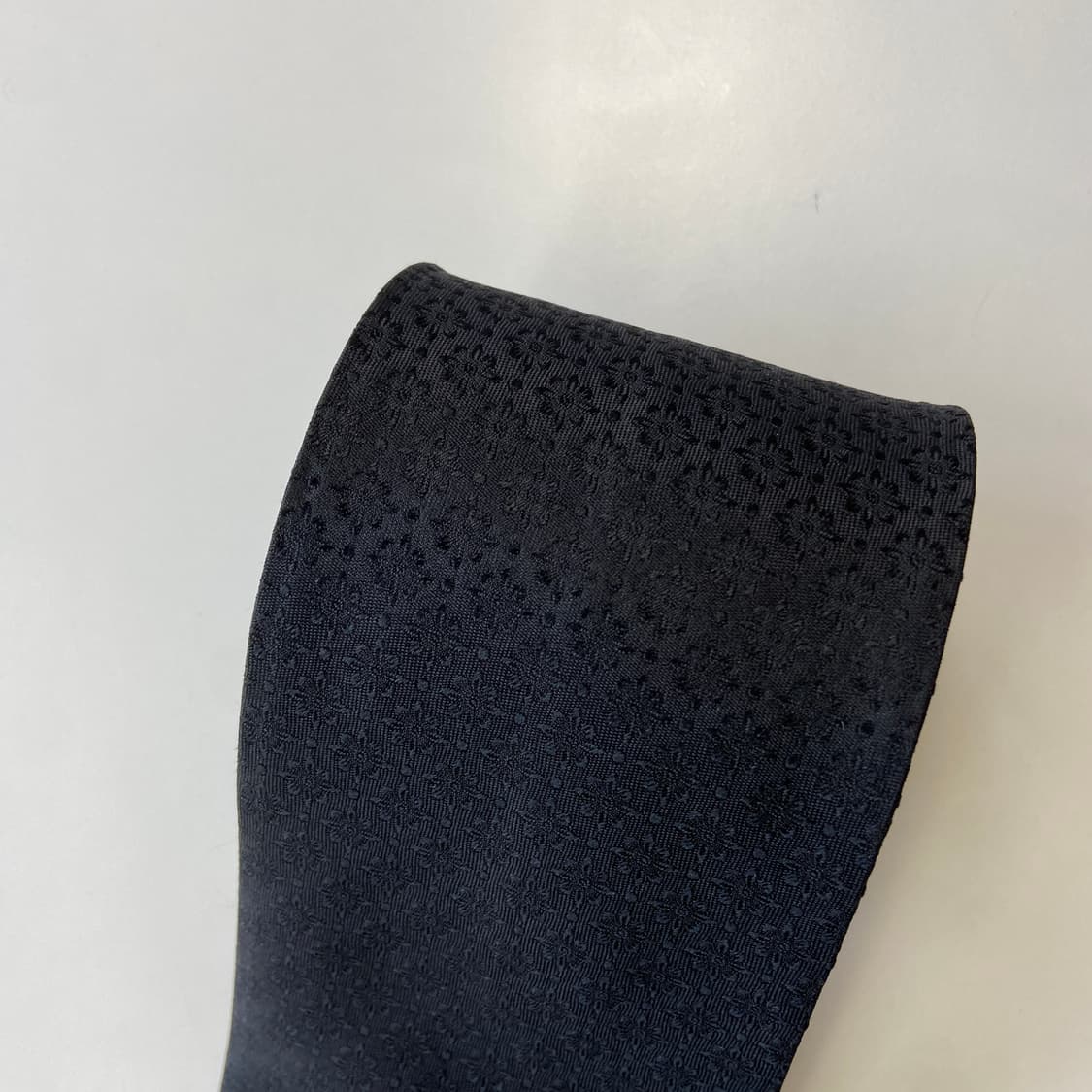 끌로에(chloe) 명품 정품 블랙넥타이 상품이미지6