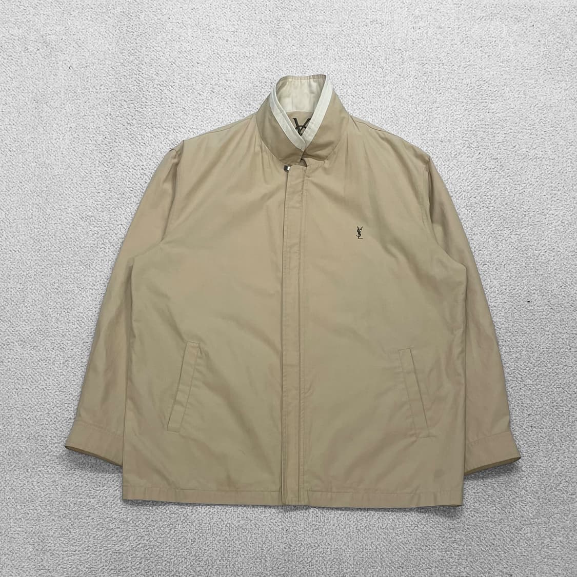 입생로랑 Ysl 로고 폴리쉘 블루종 자켓 베이지 상품이미지2