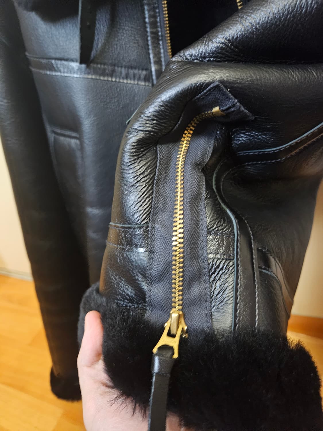 XL 105) 아카펠라 클로딩 미발매 B-6 무스탕 상품이미지8