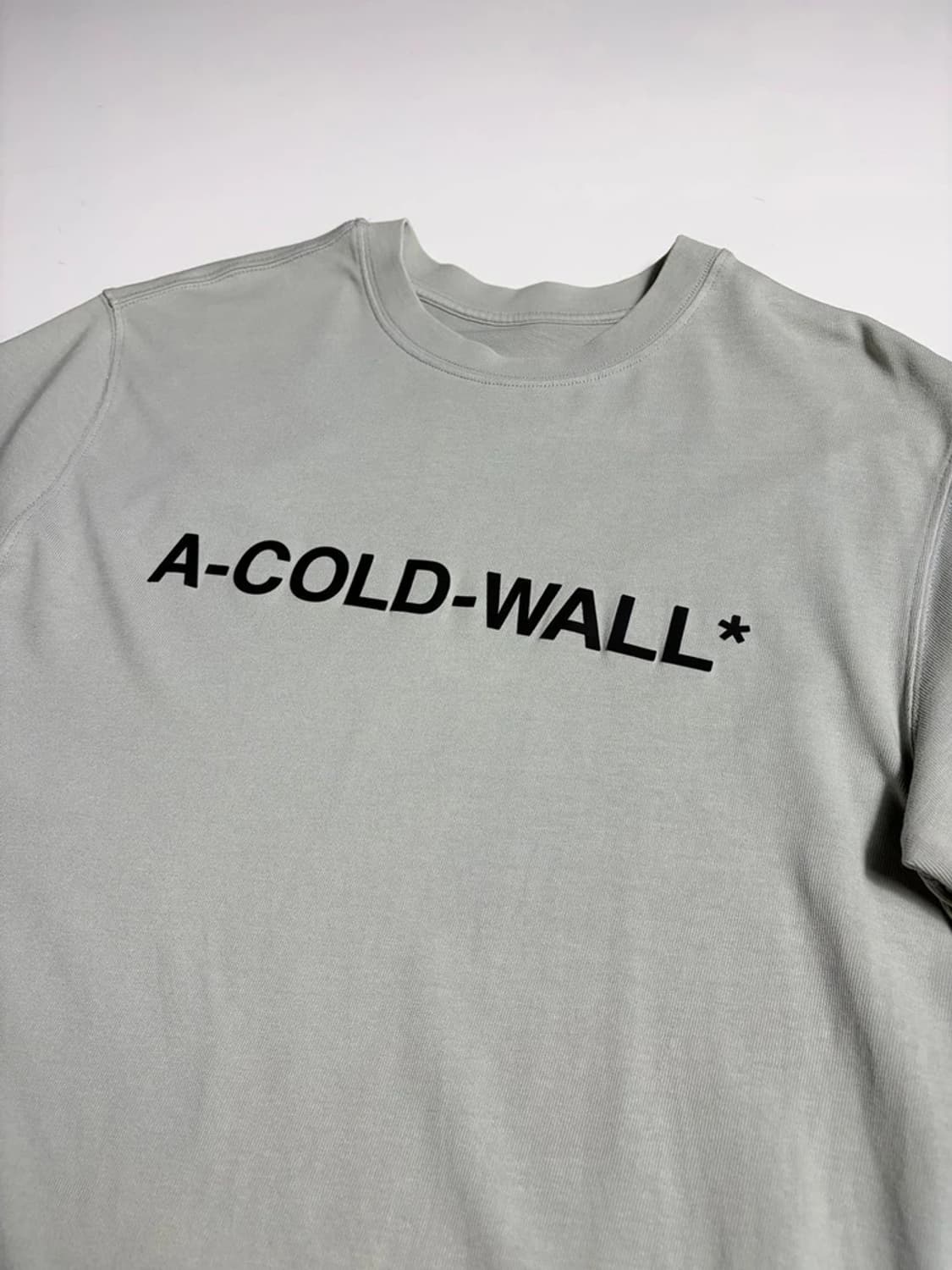 어 콜드 월 A-COLD-WALL 에센셜 로고 코튼 반팔 티셔츠R2113 상품이미지2