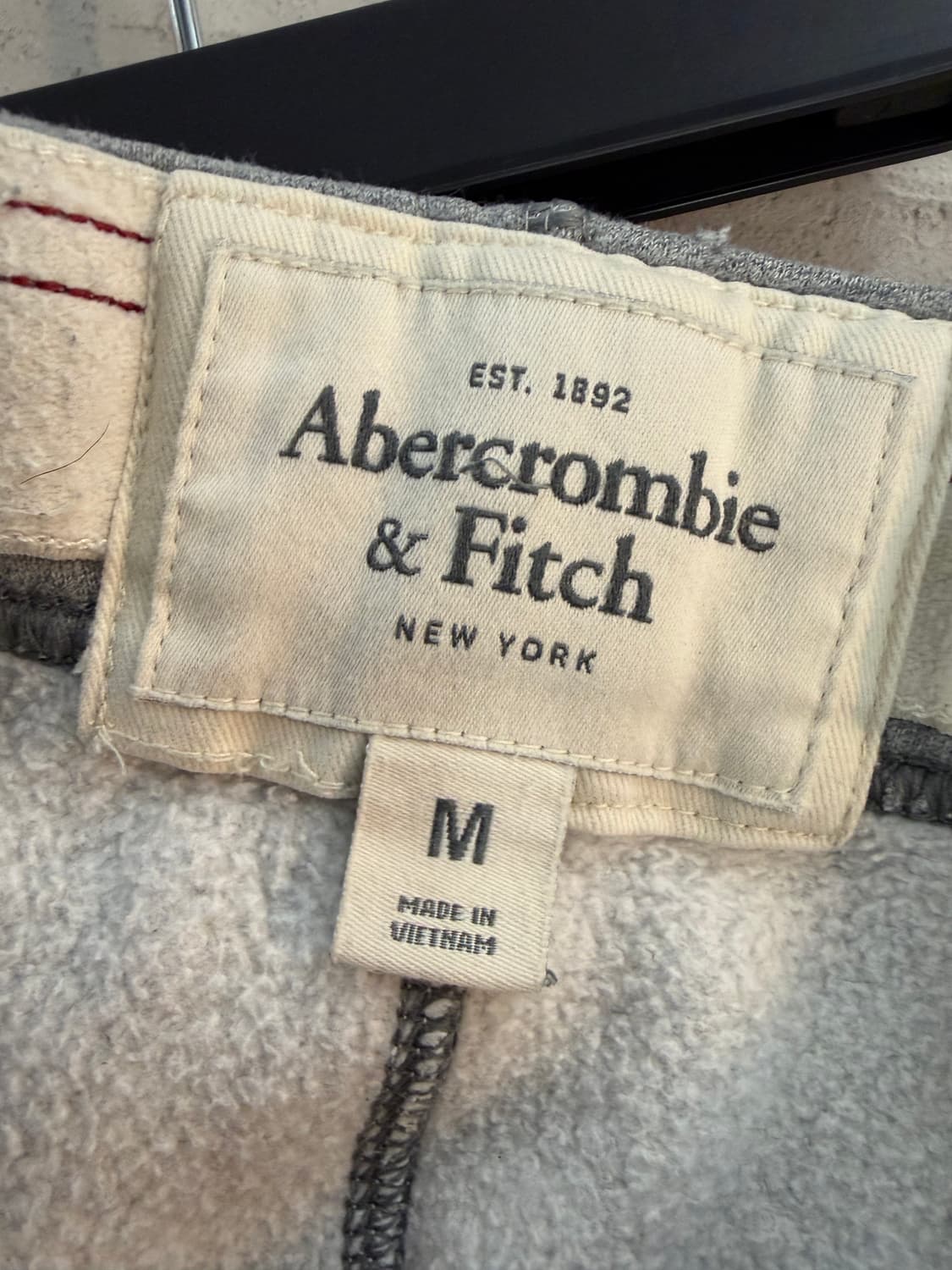 아베크롬비앤피치 회색 기모 트레이닝 팬츠 M 상품이미지4