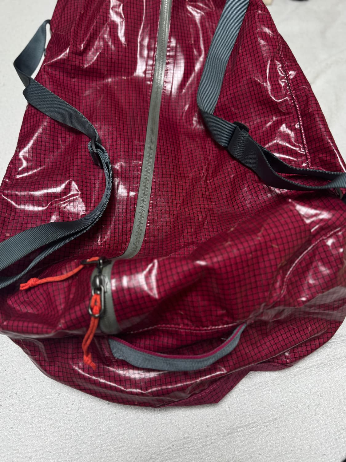 파타고니아 블랙 홀 더플 30L 상품이미지2